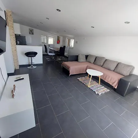 Apartman Apartman Nella Biograd na Moru