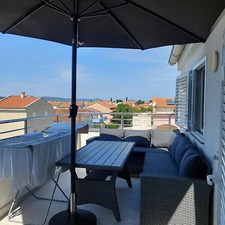 Apartman Nella Apartman *